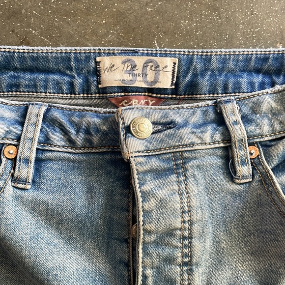 free people crvy cut off shorts - Picture 2 of 3